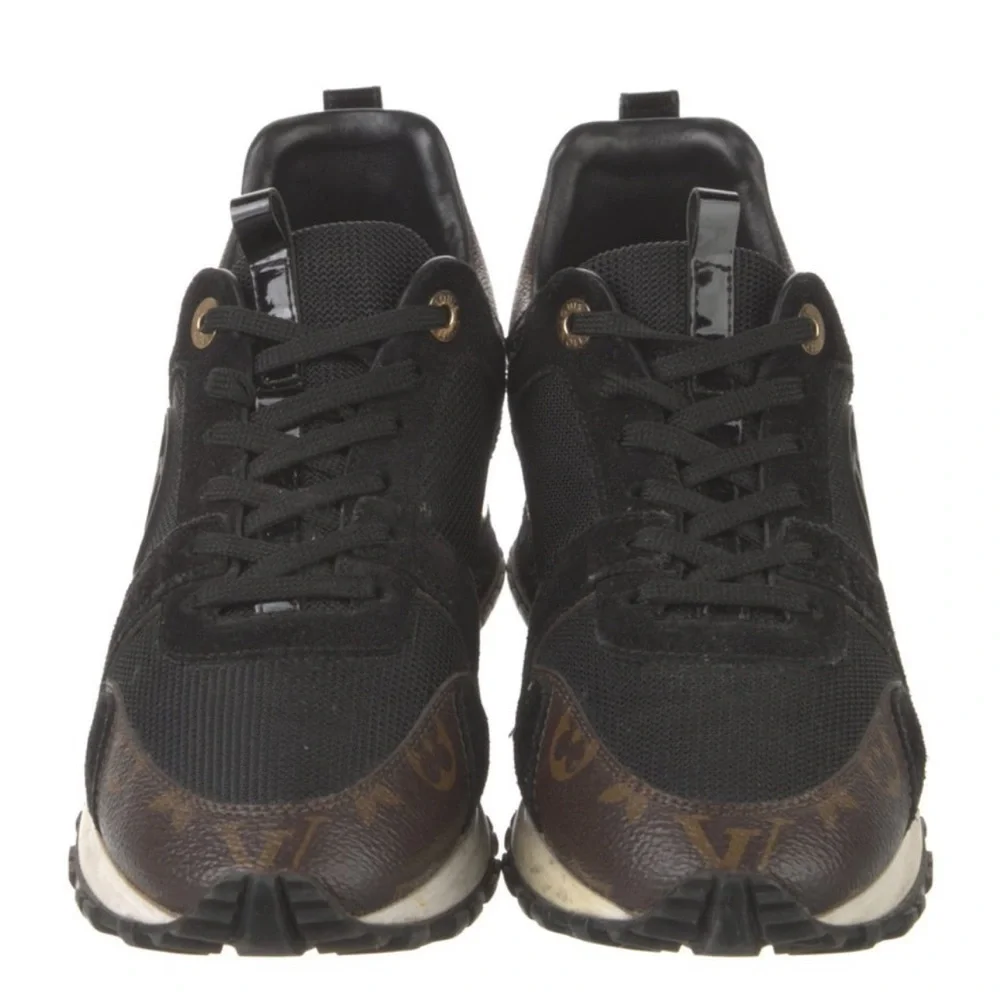 Louis Vuitton Monogram Low Top Sneakers - Picture 5 of 6